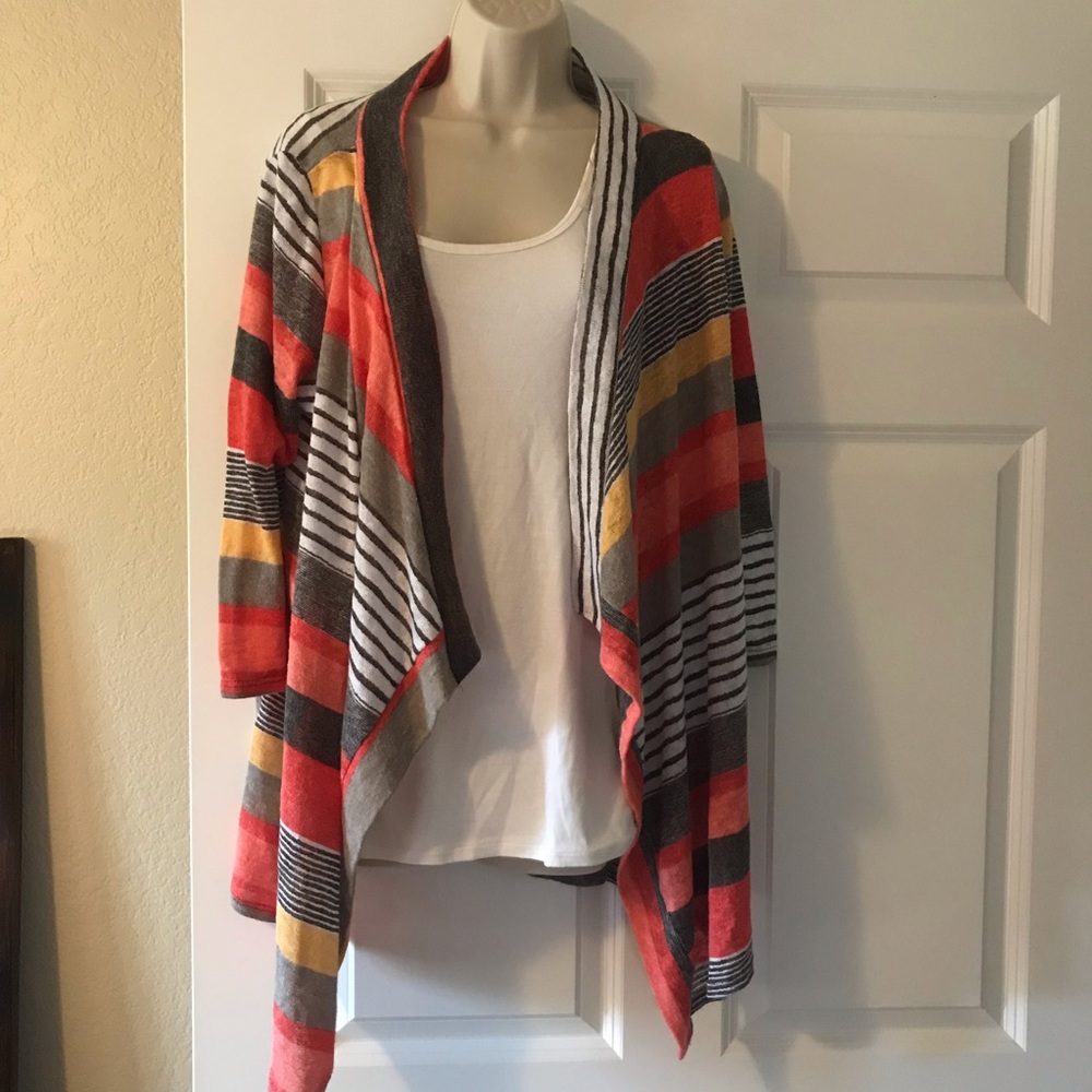 Very cute cardigan!